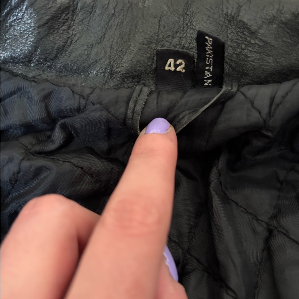 Authentic Black Leather Biker Jacket Unisex - Picture 6 of 7